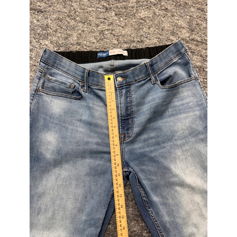 Old Navy 360 Stretch Straight Leg Jeans Mens 38x30 Light Wash Blue Denim Comfort - Picture 5 of 13